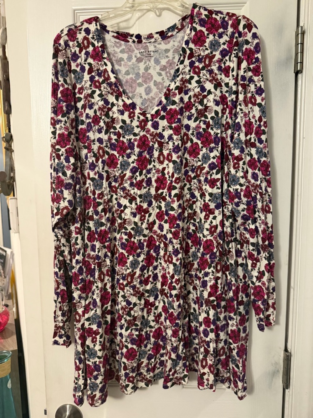 Lane Bryant White Floral V Neck Top with Pink & Purple Blooms